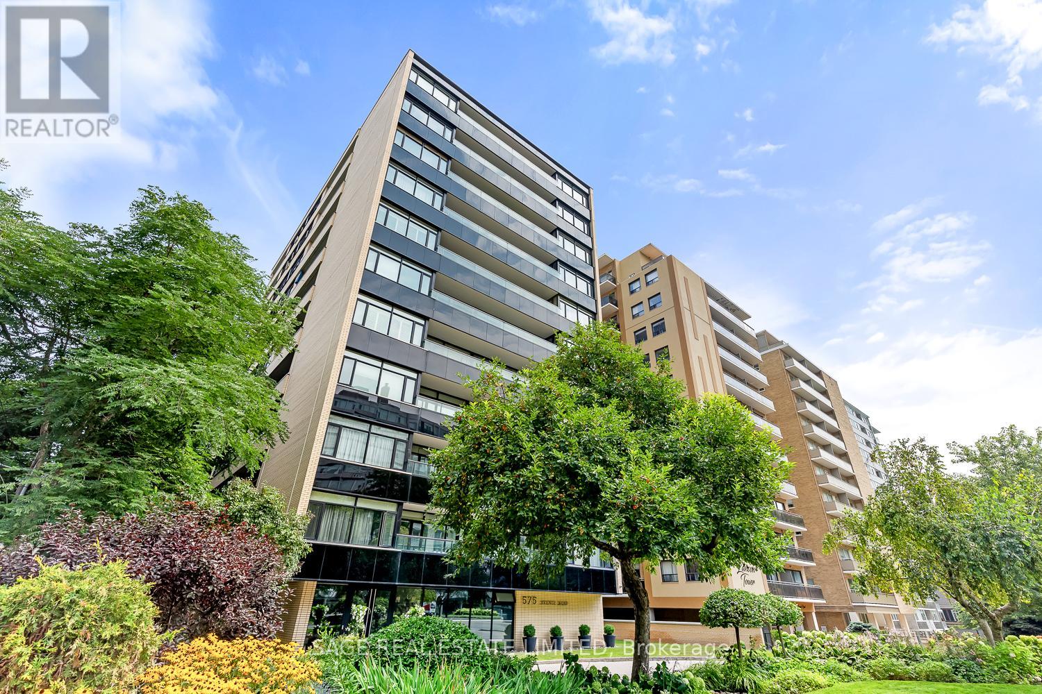 203 575 Avenue Rd, Toronto, ON M4V 2K2