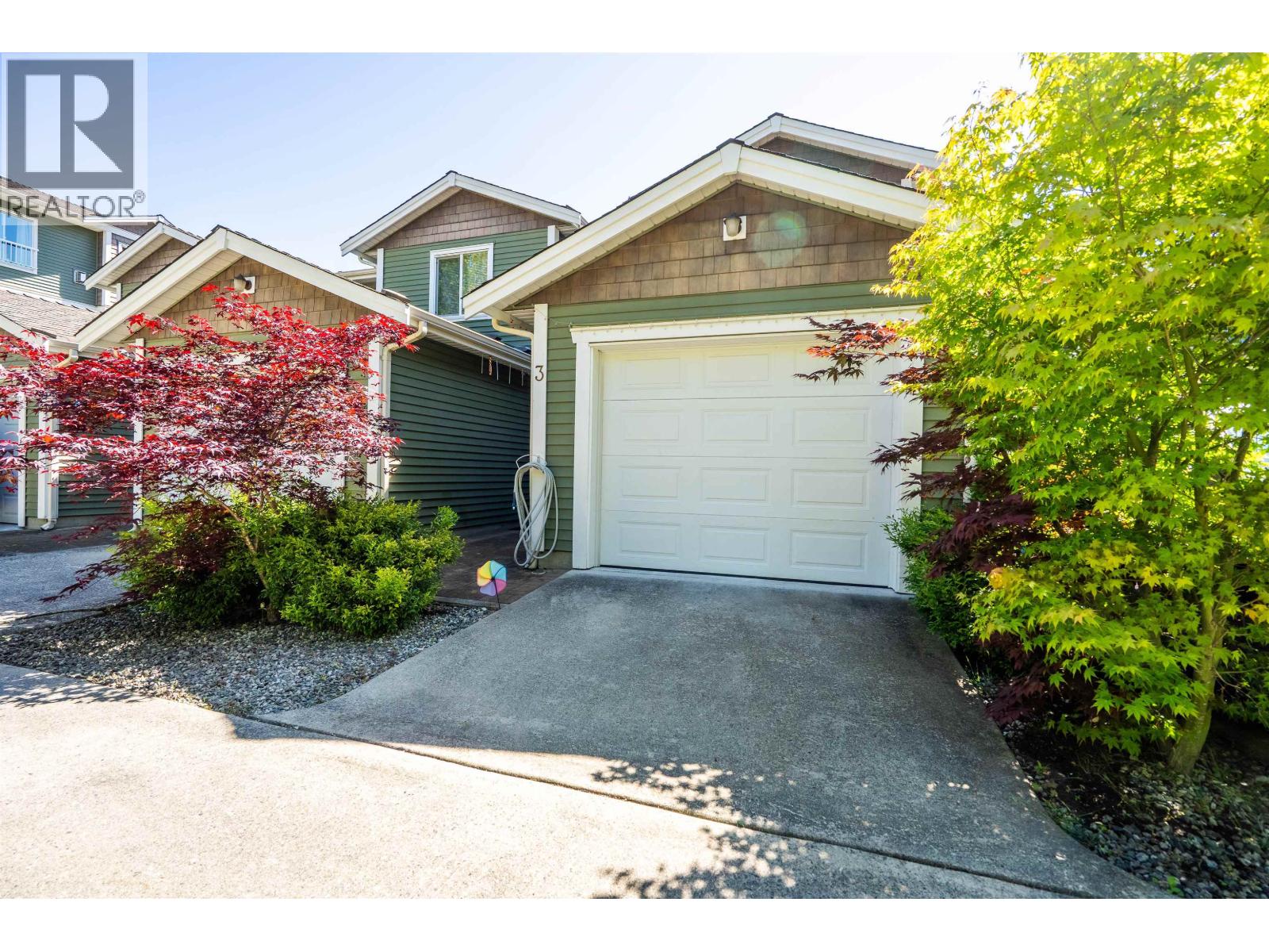 624 Shaw Road Unit 3, Gibsons, BC V0N 1V8