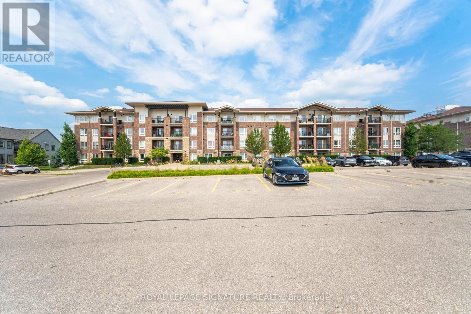 111 67 Kingsbury Sq, Guelph, ON N1L 0L3