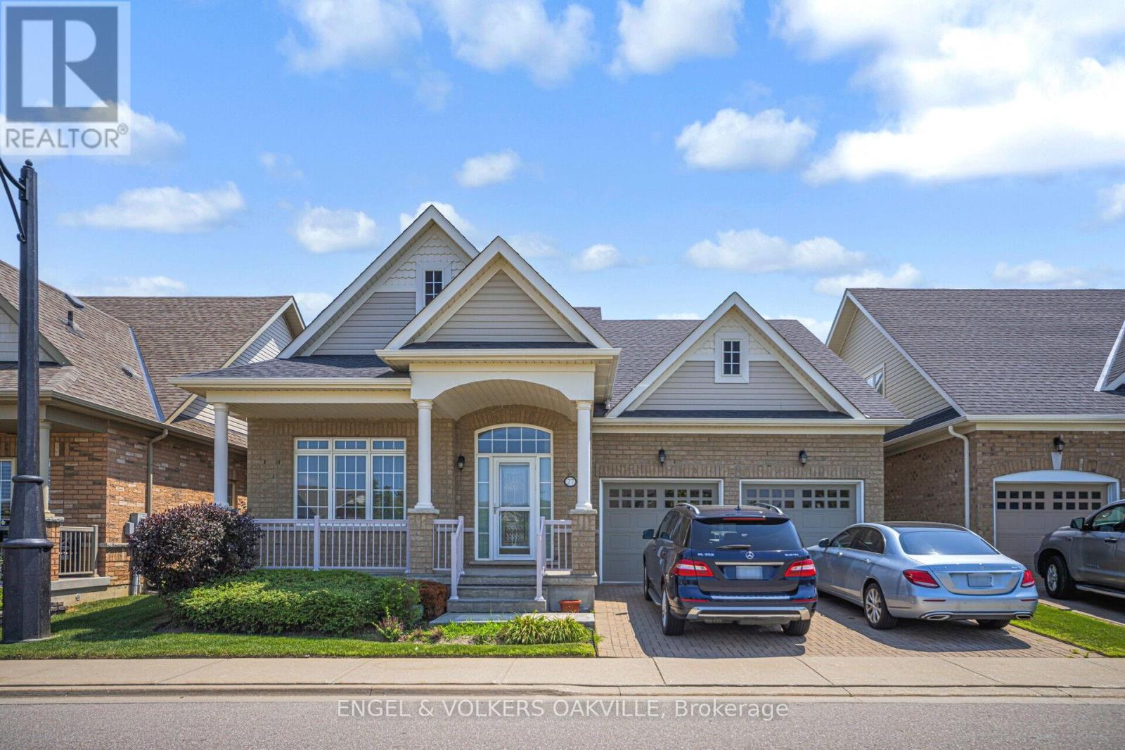 43 27 Jazzberry Rd, Brampton, ON L6R 3Y4