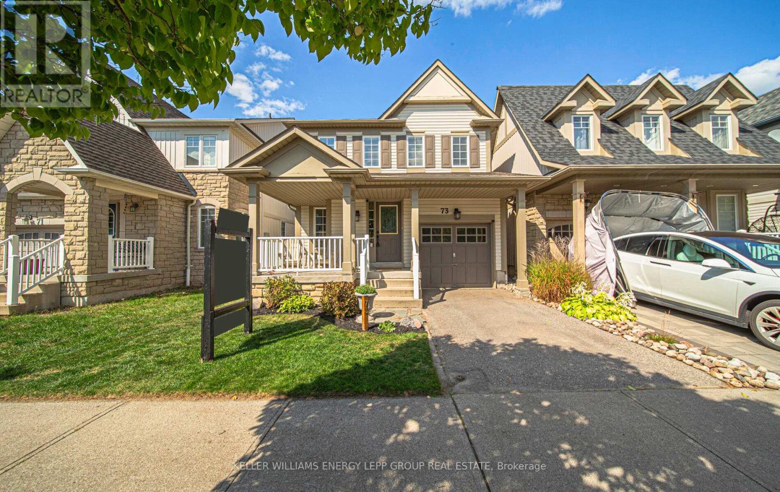 73 Haverhill Cres, Whitby, ON L1R 3E8