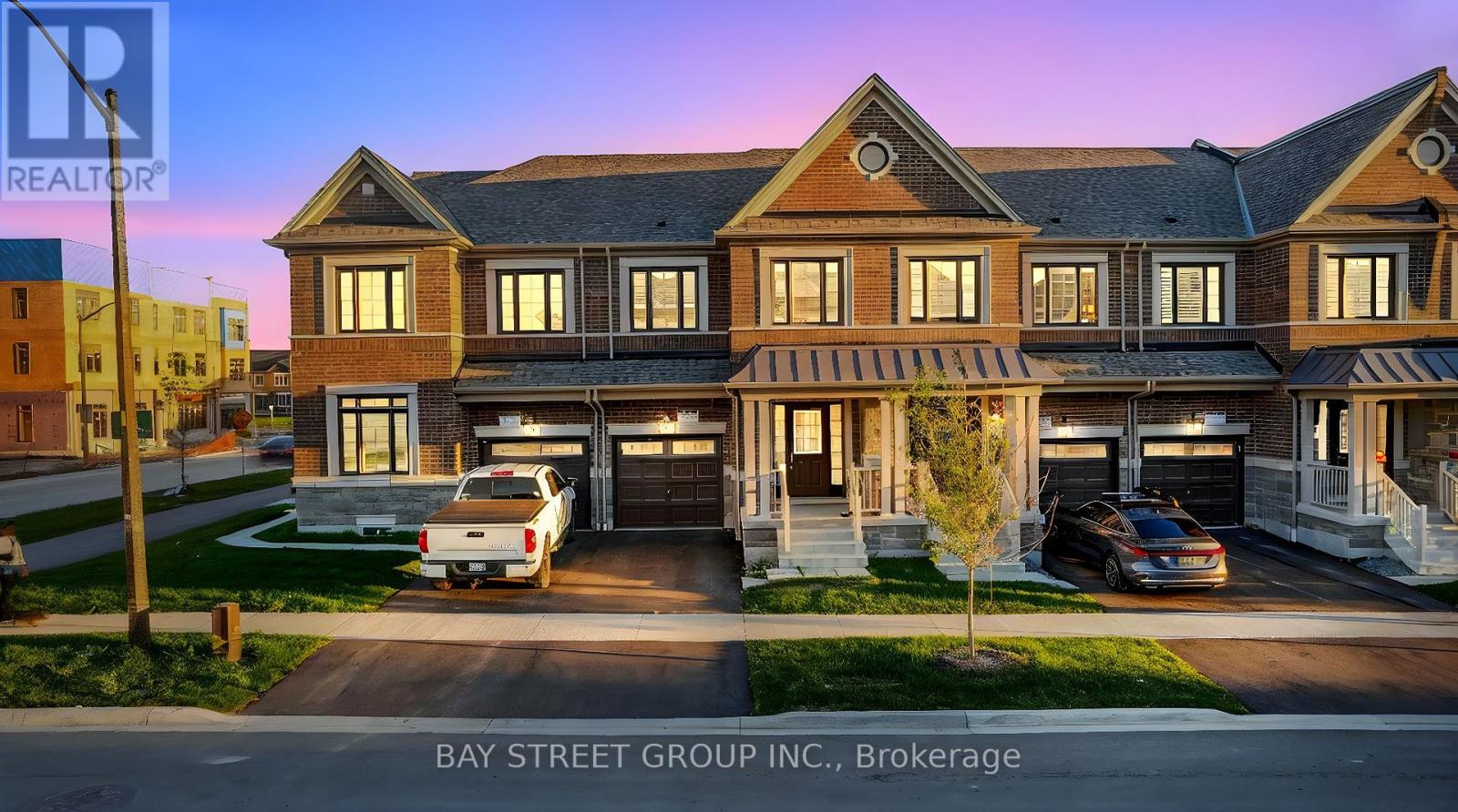 37 Floodgate Rd, Whitby, ON L1P 0P5