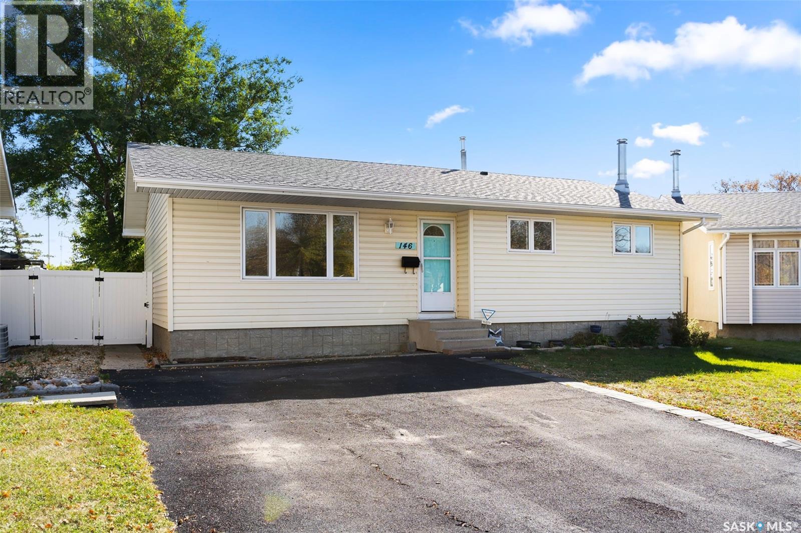 146 Vernon Cres, Regina, SK S4R 7P5