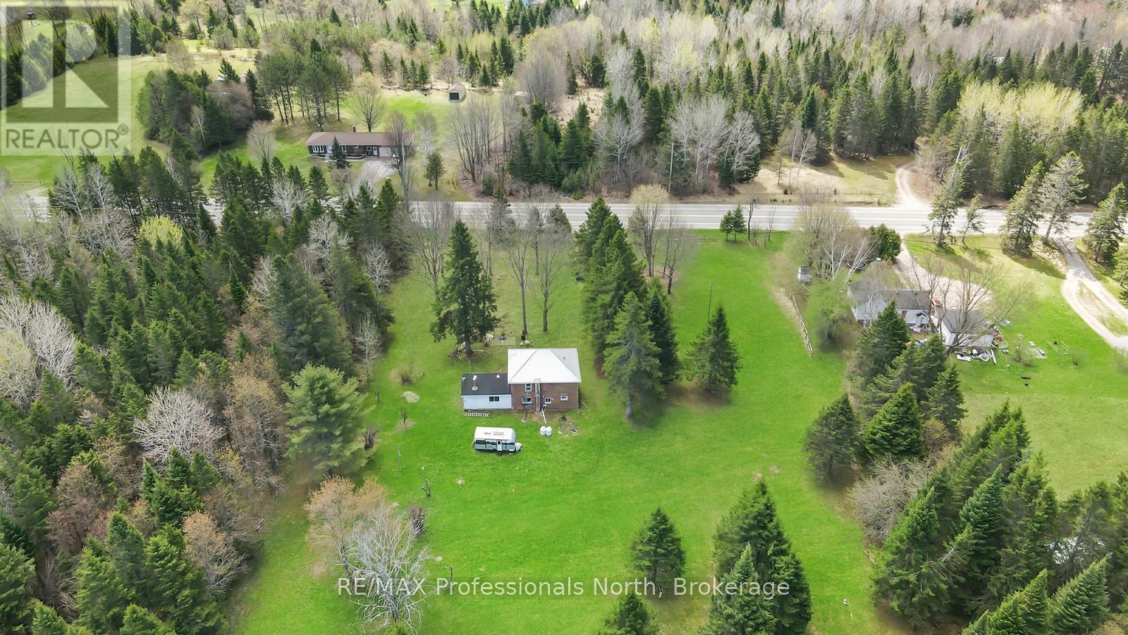 18917 Highway 118 Hwy, Highlands East, ON K0L 2Y0