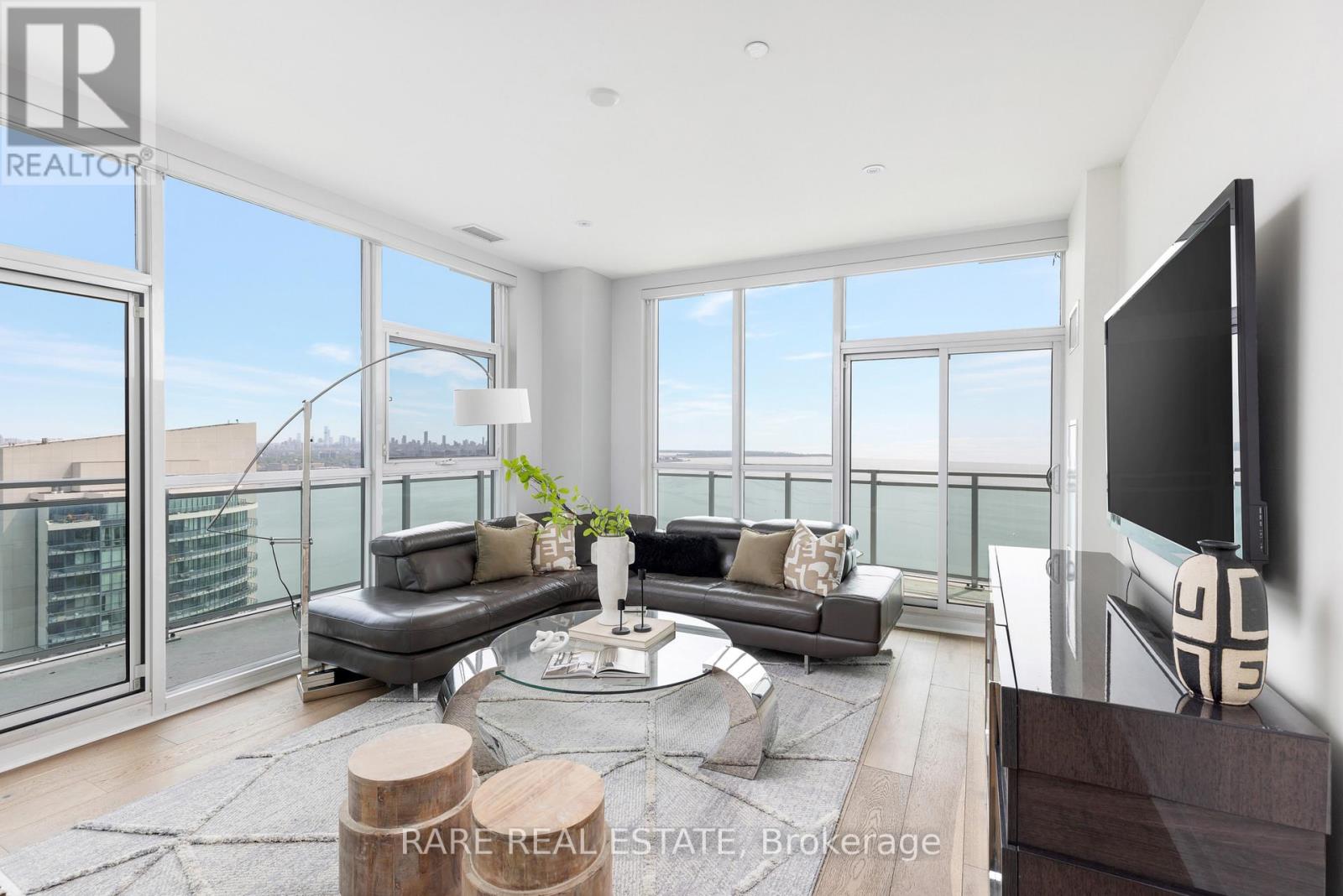 33 Shore Breeze Dr, Toronto, ON M8V 0G1