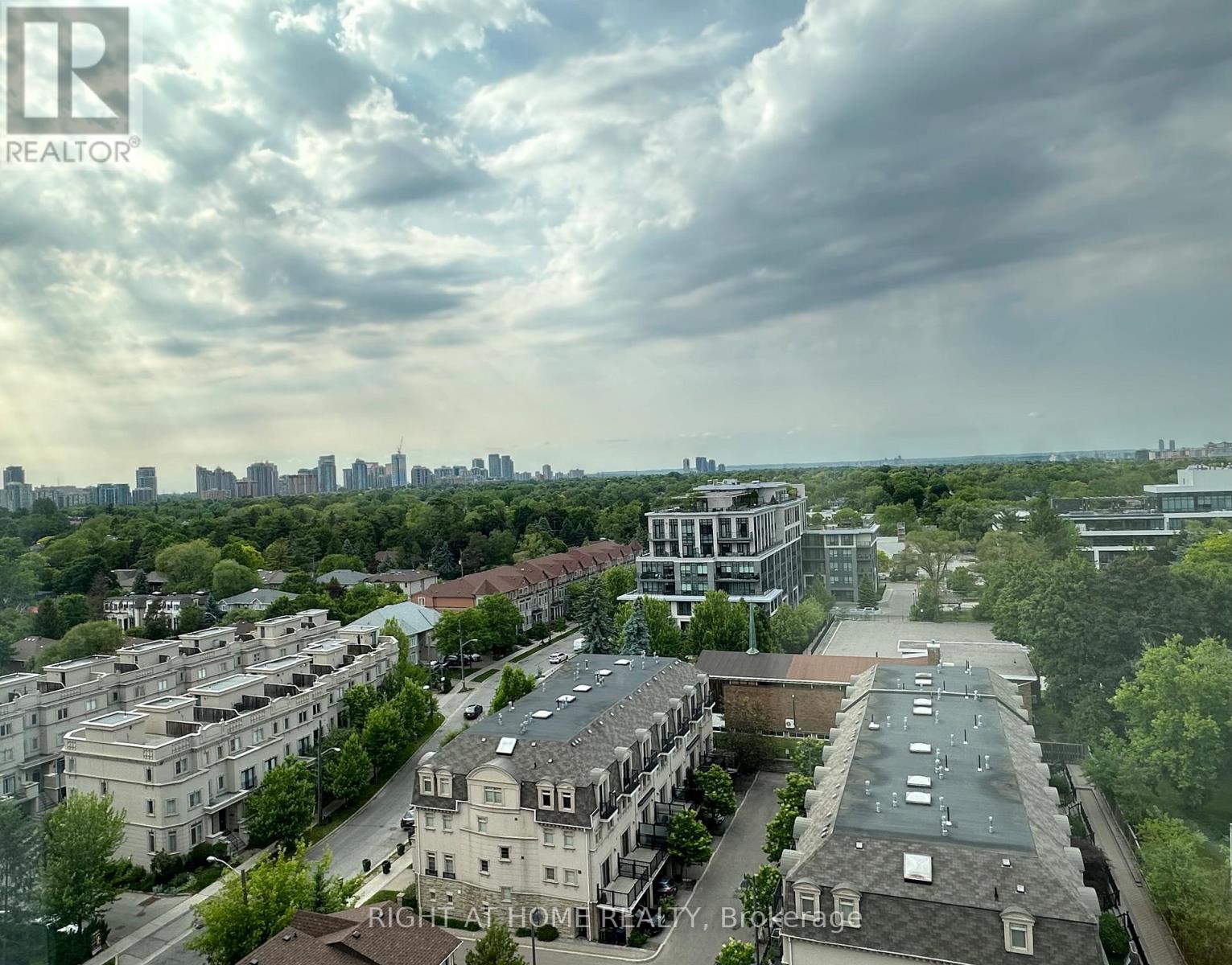 1 Clairtrell Rd, Toronto, ON M2N 7H6