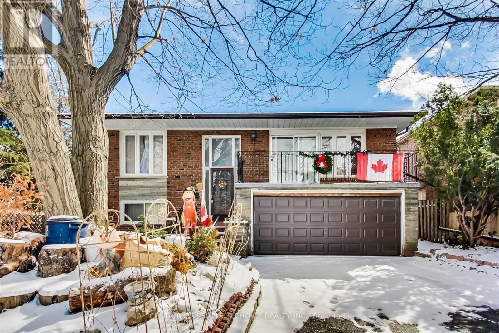 7 Riverside Dr, Toronto, ON M9L 1J1