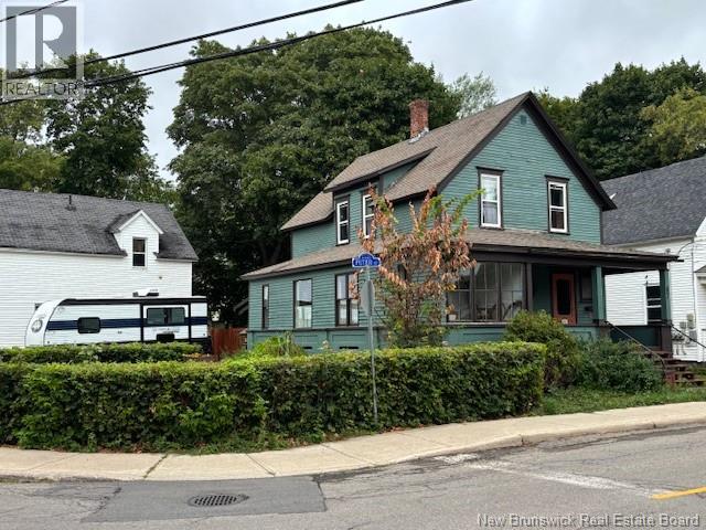 67 Peter St, Sussex, NB E4E 2J4