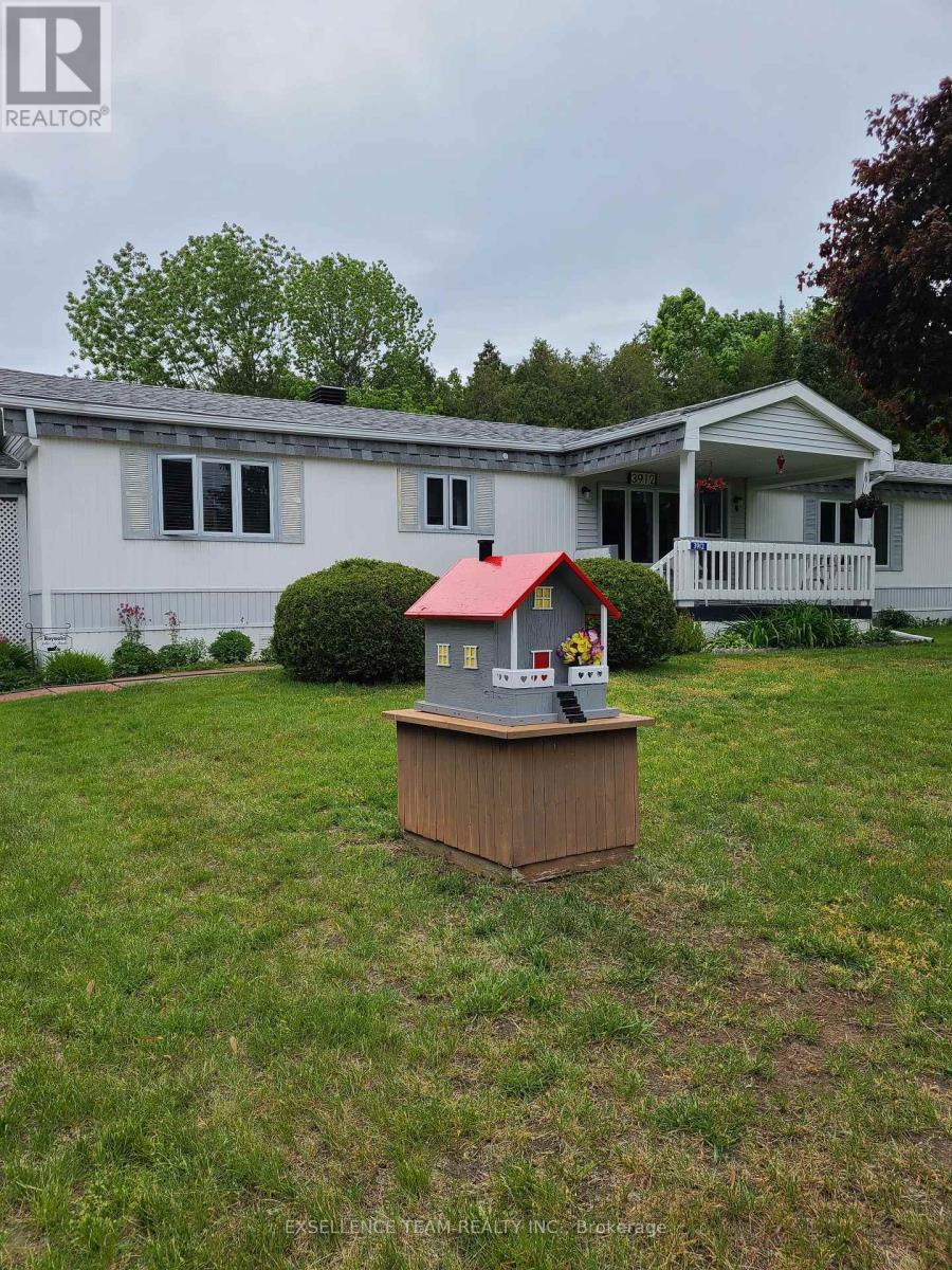 3912 Bobby St, North Glengarry, ON K0C 1A0