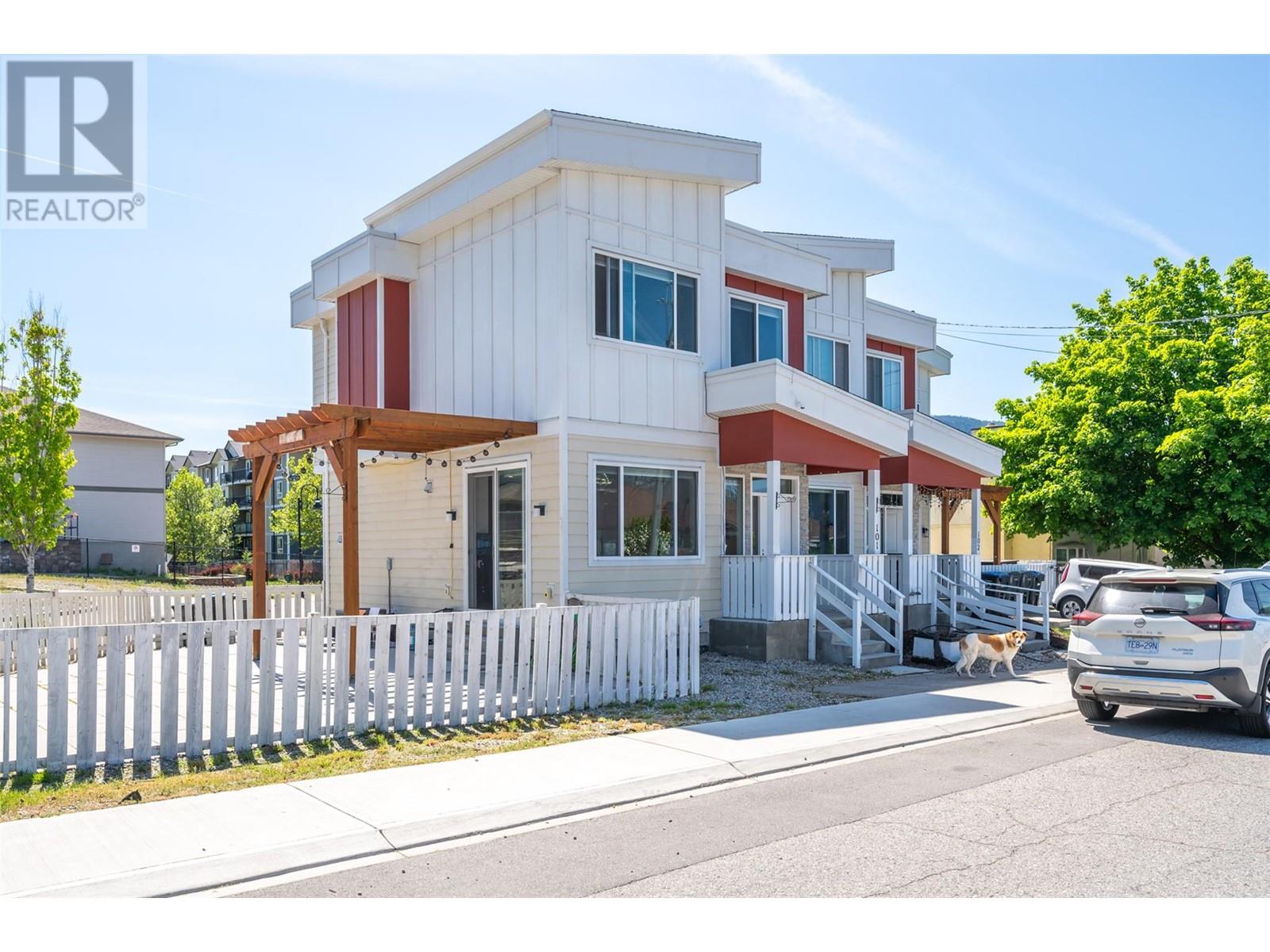 102 Cossar Avenue Unit 101, Penticton, BC V2A 2V4