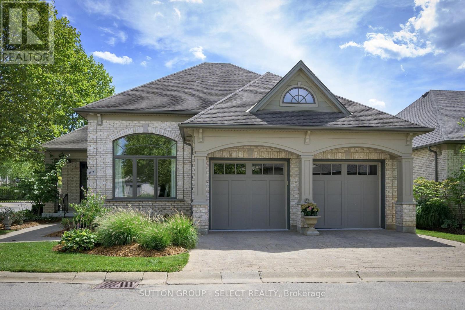 61 2014 Valleyrun Blvd, London, ON N6G 5N8