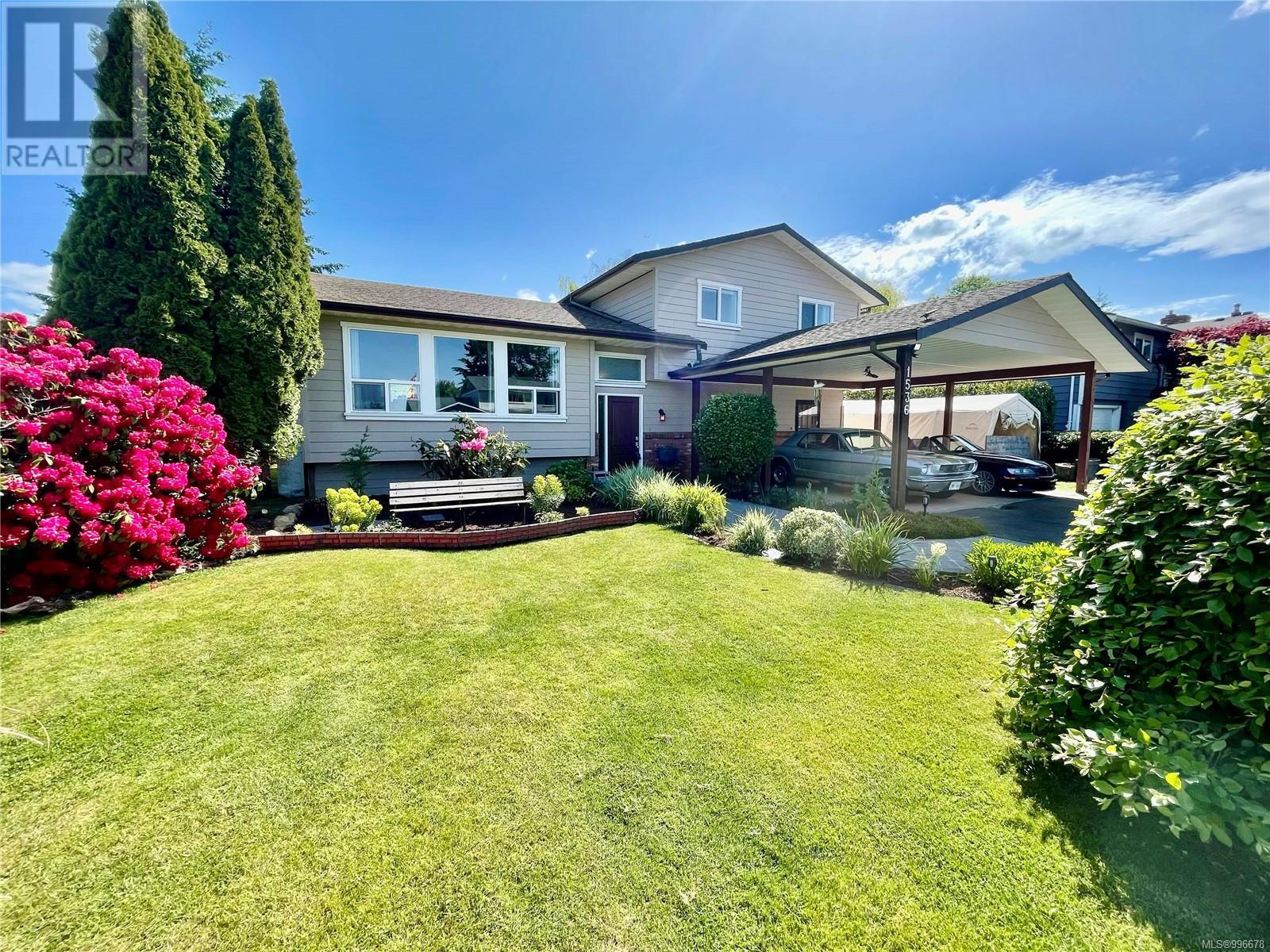 1536 Juan De Fuca Blvd, Parksville, BC V9P 1Y5
