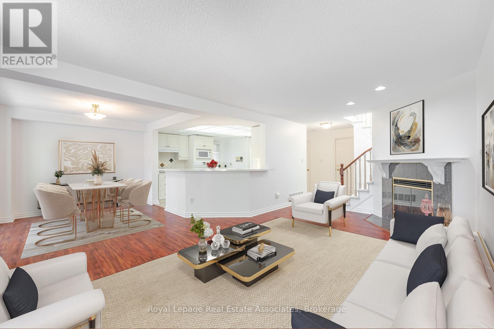 60 5480 Glen Erin Dr, Mississauga, ON L5M 5R3