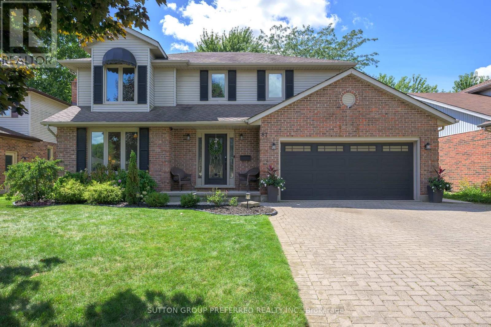 87 Robinson Ln, London, ON N5X 3V4