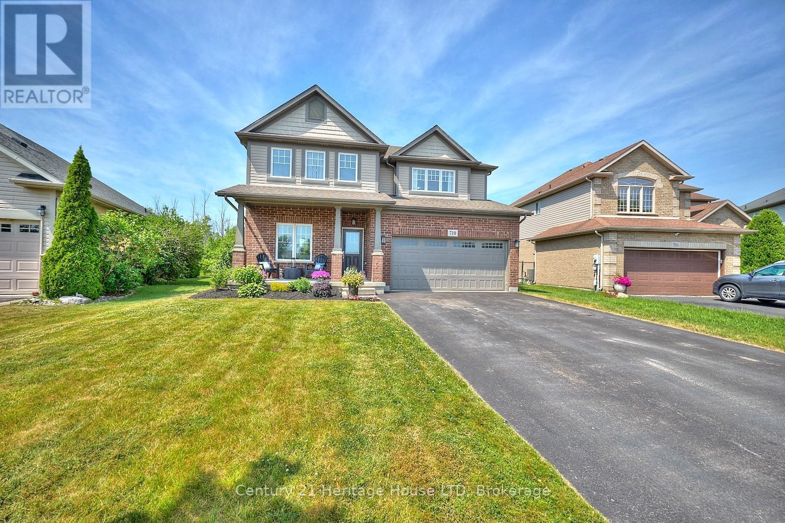 710 Brian St, Fort Erie, ON L2A 6W2