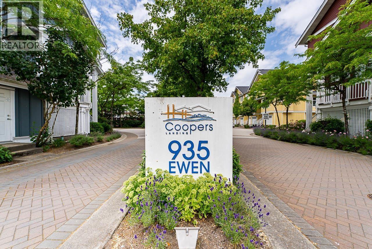 935 Ewen Avenue Unit 35, New Westminster, BC V3M 0A1