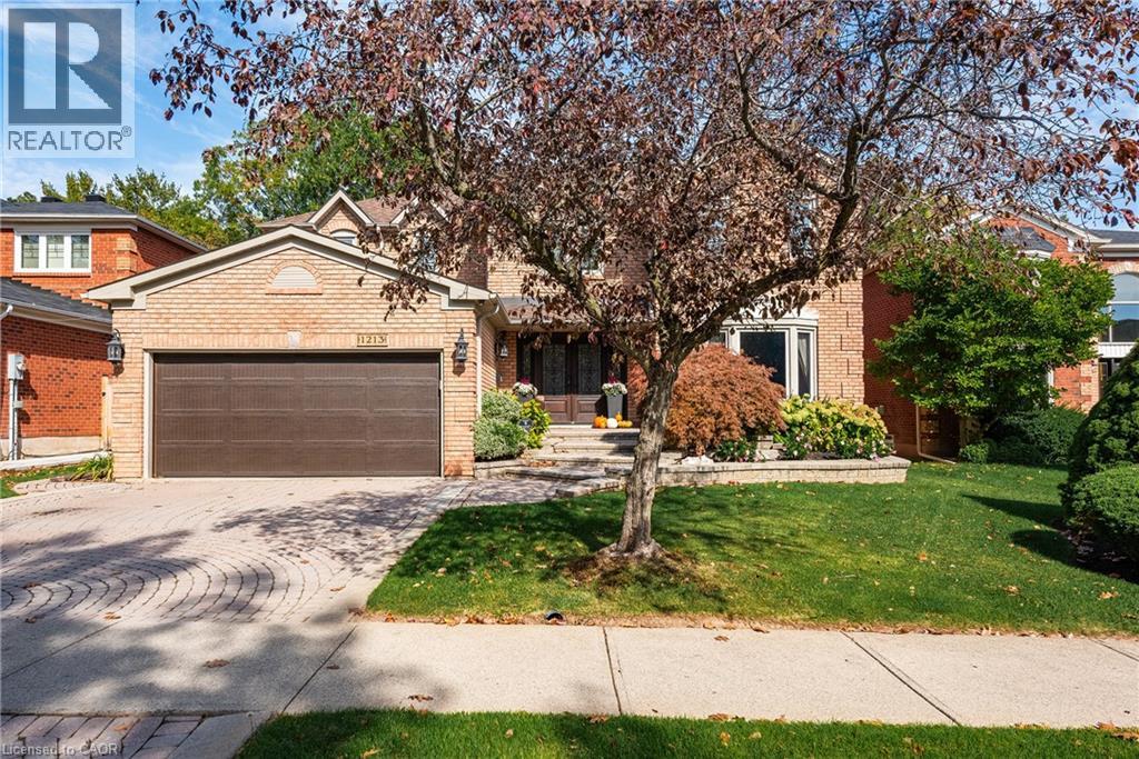 1213 Bowman Dr, Oakville, ON L6M 2T4