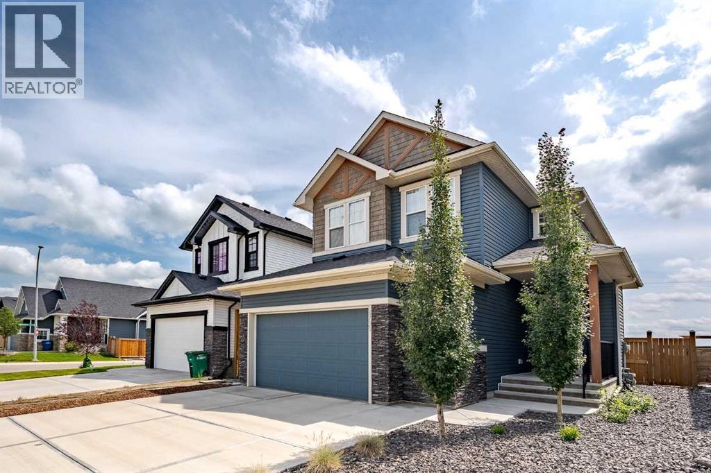 2148 Ravensdun Cres SE, Airdrie, AB T4A 3K3