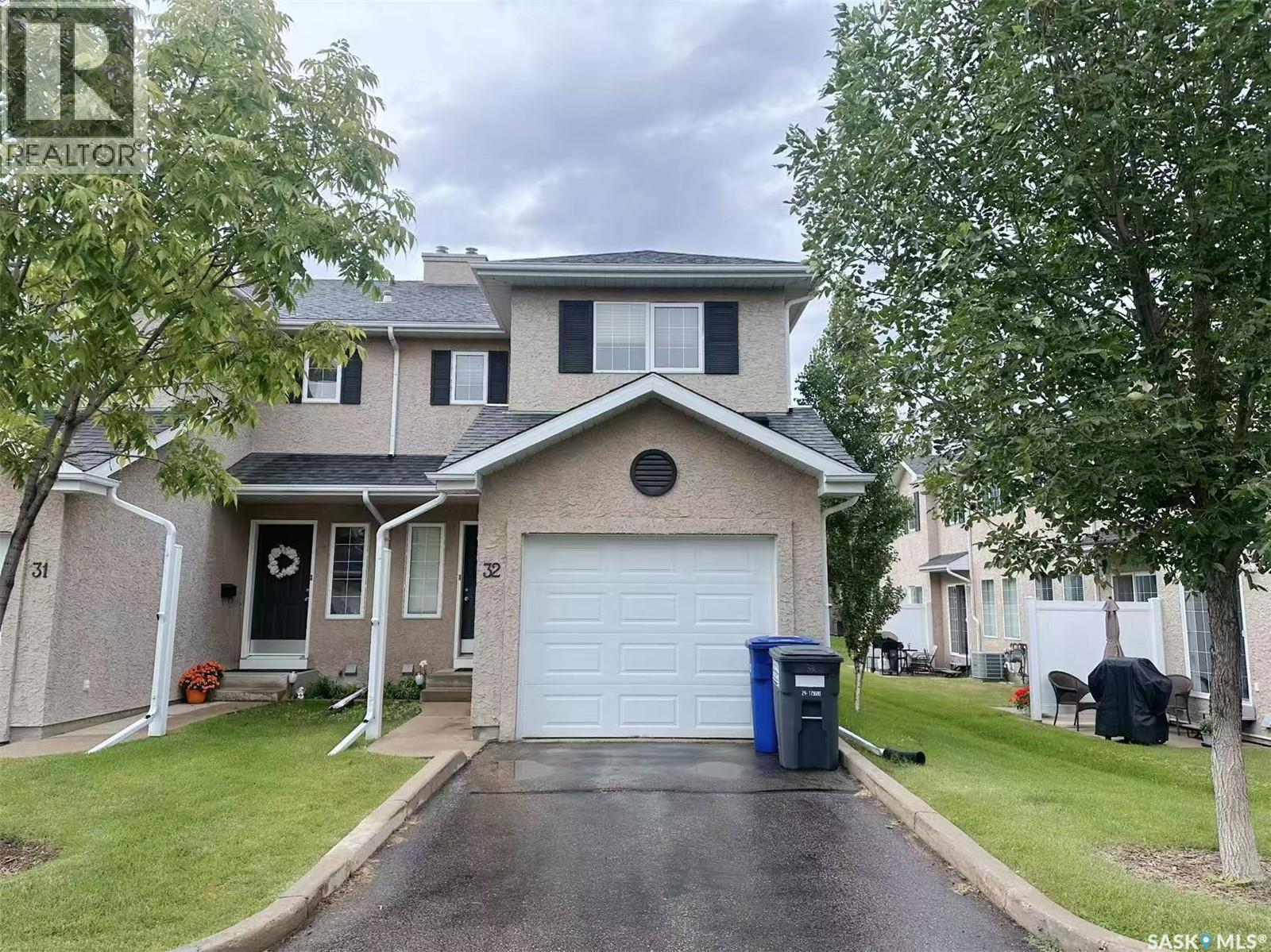 127 Banyan Crescent Unit 32, Saskatoon, SK S7V 1G5