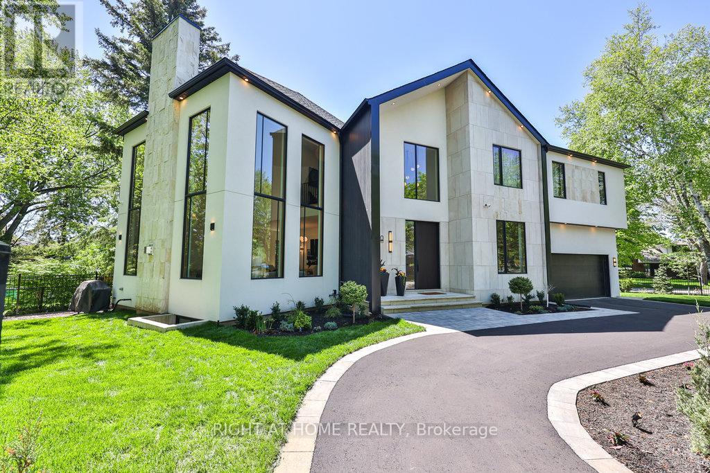 920 Calder Rd, Mississauga, ON L5J 2N7