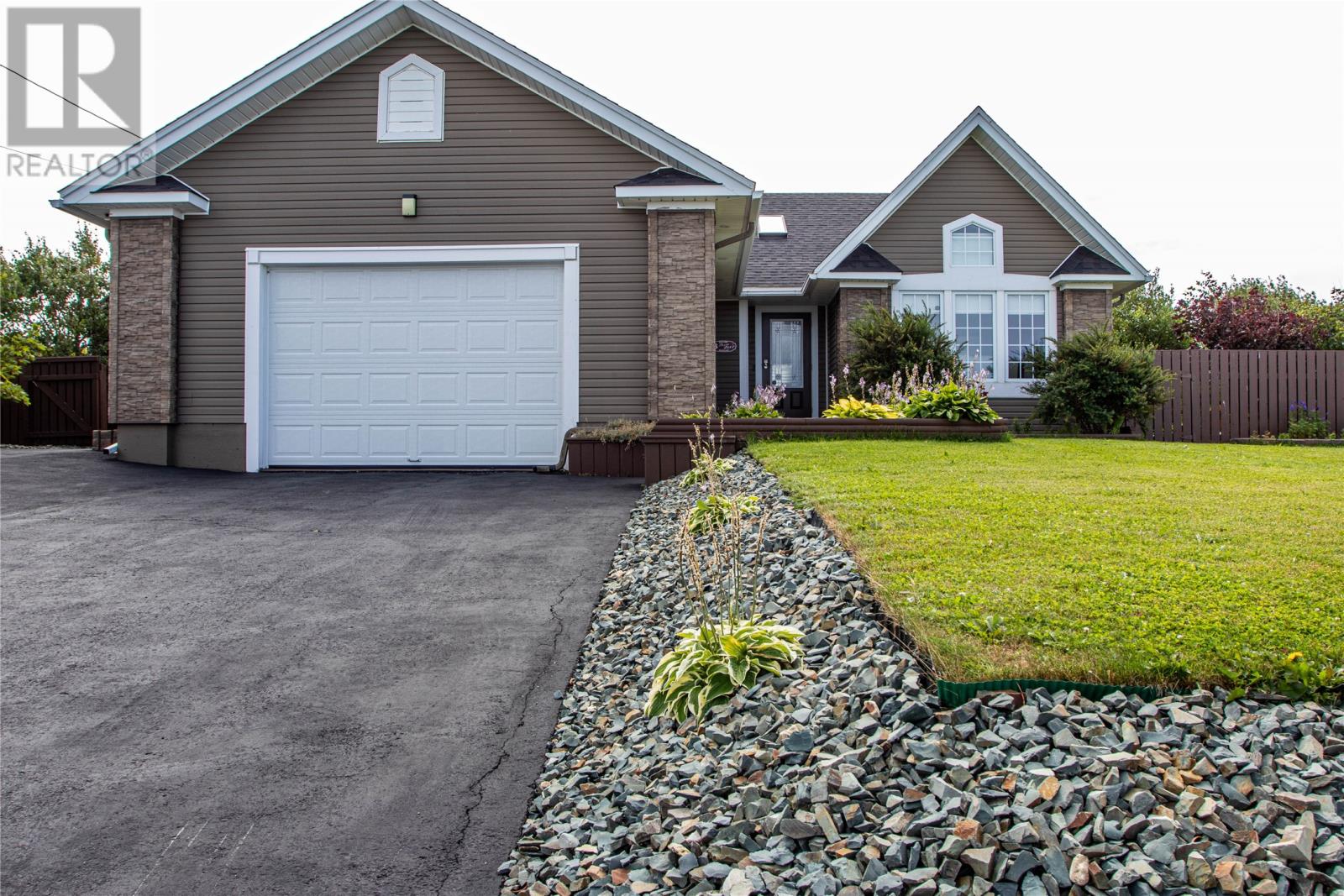 6 Heath Cres, Bonavista, NL A0C 1B0