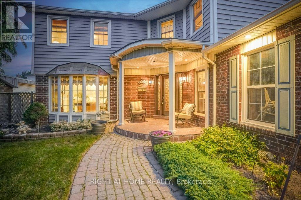 4193 Claypine Rise, Mississauga, ON L4W 2G5