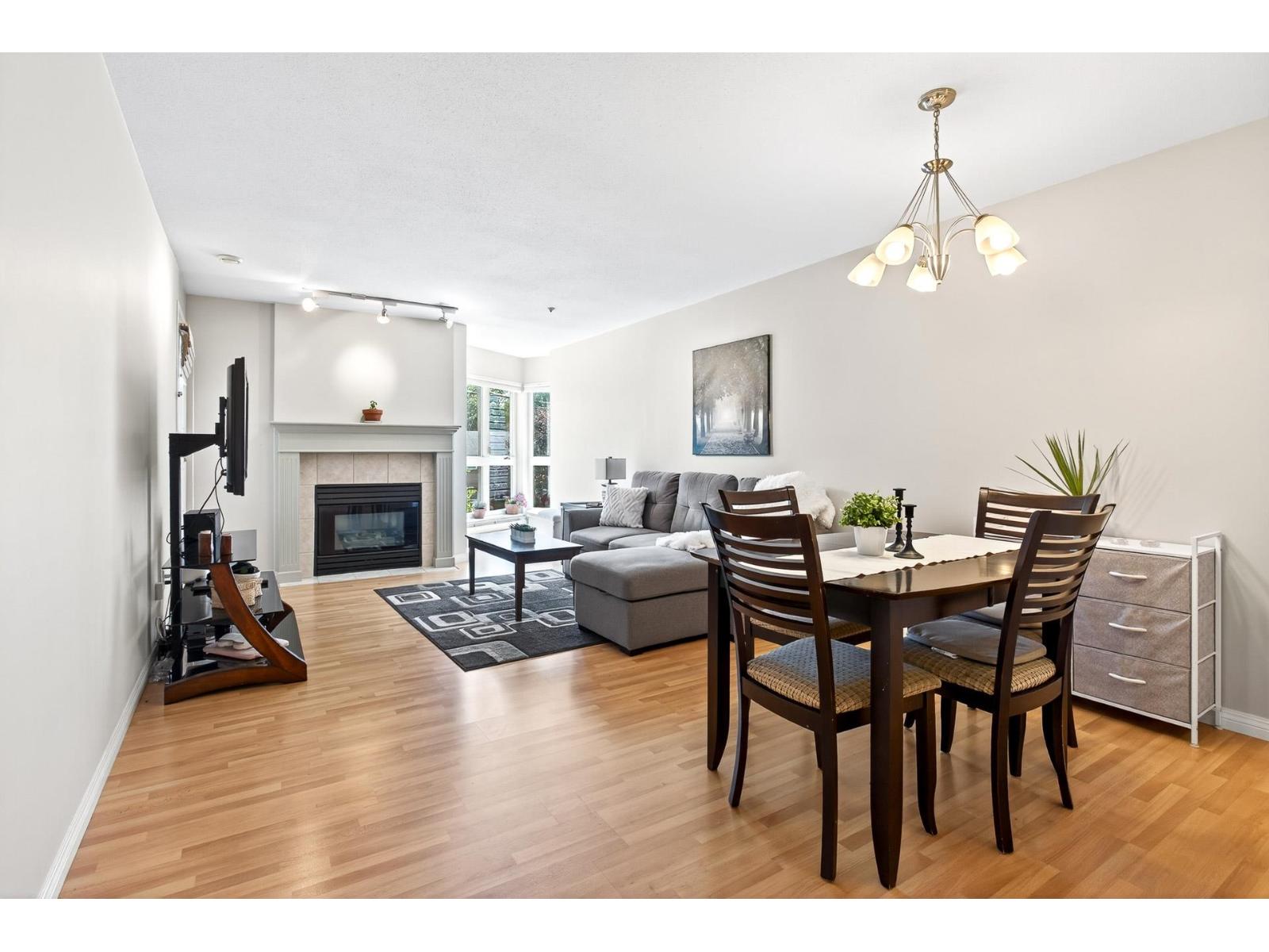 20245 53 Avenue Unit 201, Langley, BC V3A 3V2
