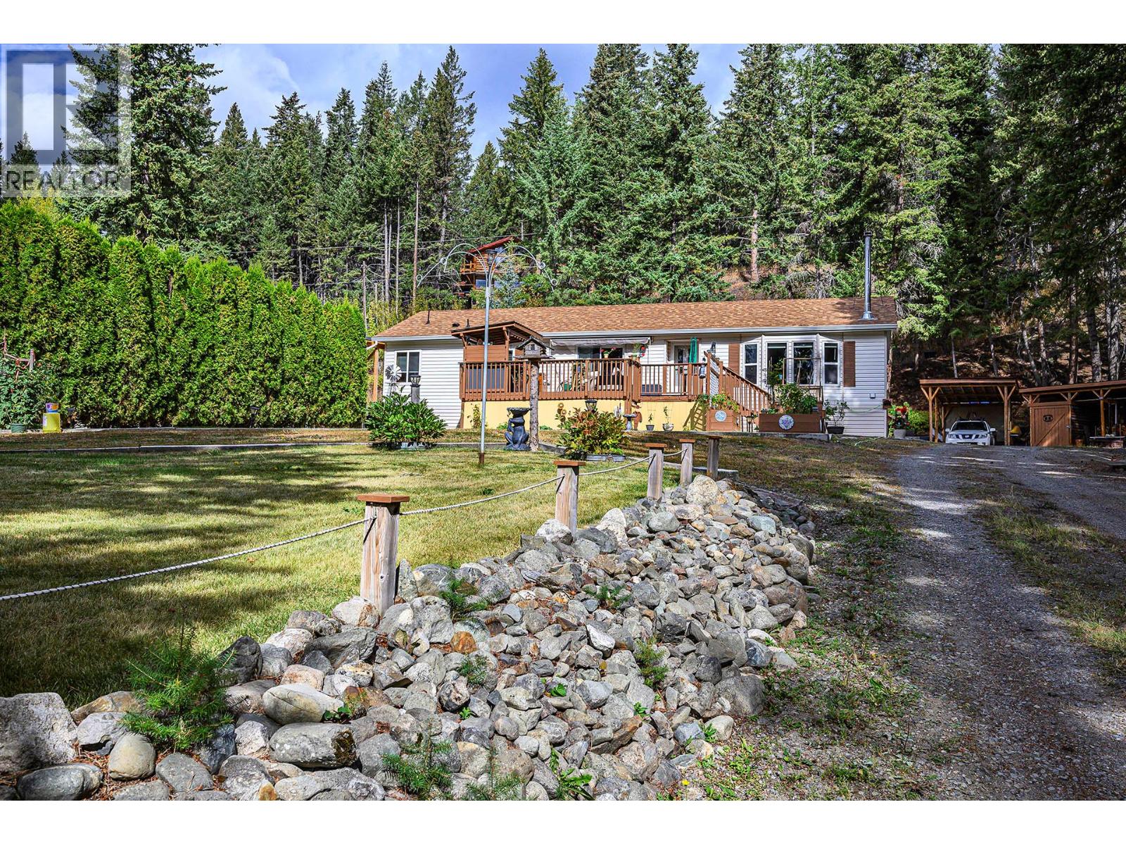 1888 Lakeview Dr, Kamloops, BC V0E 1Z1