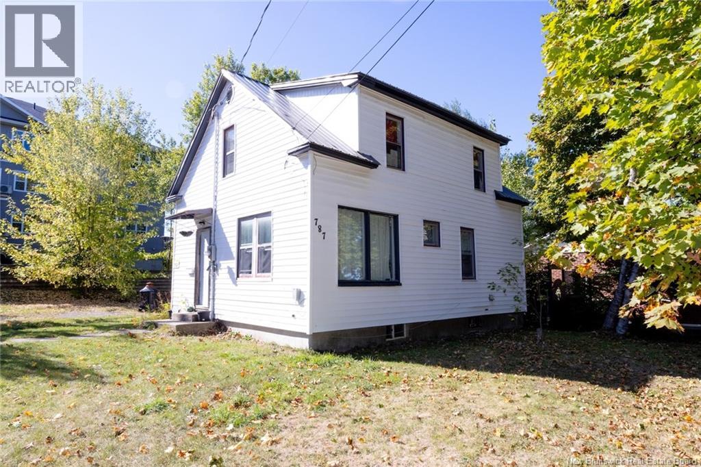 787 Reid St, Fredericton, NB E3B 3V8