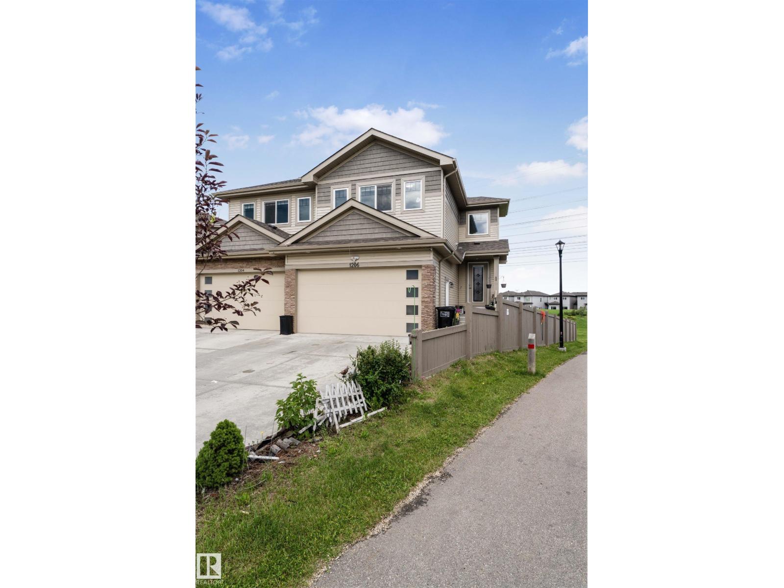27 St Nw Unit 1206, Edmonton, AB T6T 2J3