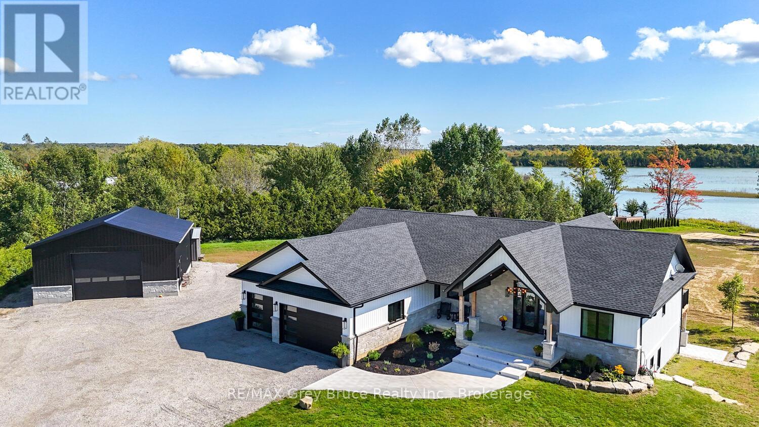 117 Almur Dr, Georgian Bluffs, ON N0H 2T0