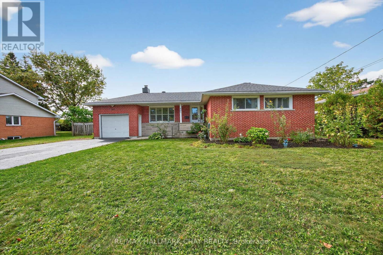 451 Jamieson Dr, Orillia, ON L3V 4Y6