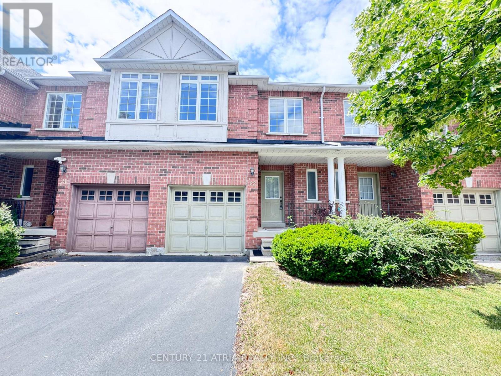 22 Zermatt Way, Markham, ON L3R 5H9