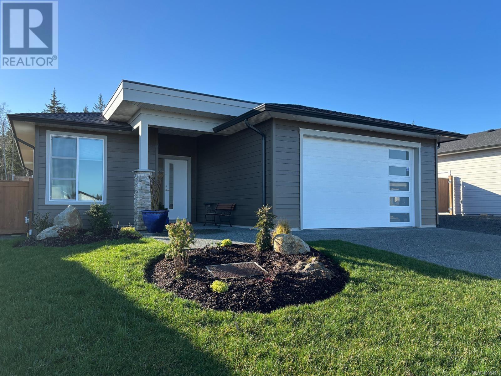 261 Walworth Rd S, Campbell River, BC V9W 0A8