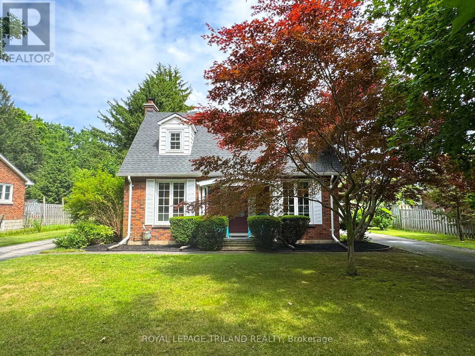 357 Sunset Dr, Central Elgin, ON N5R 3C6