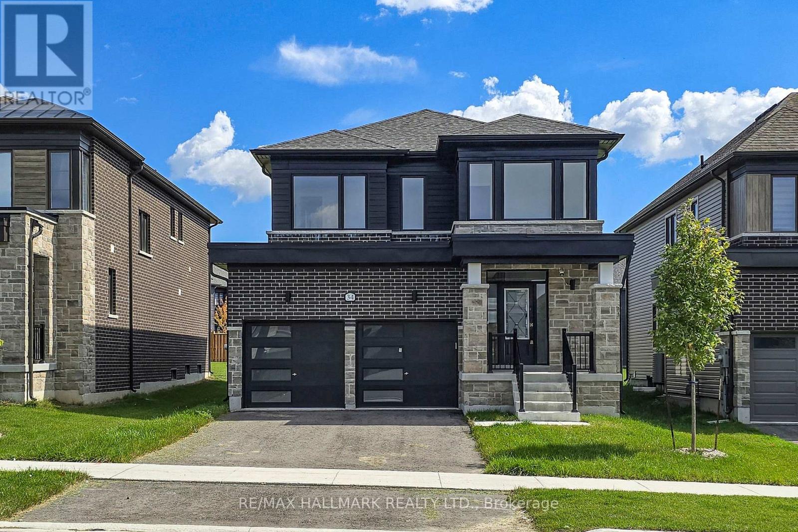 34 Nicort Rd, Wasaga Beach, ON L9Z 0N4