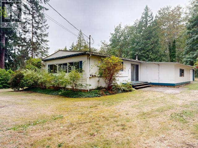 2207 Donkersley Rd, Powell River, BC V8A 0K6