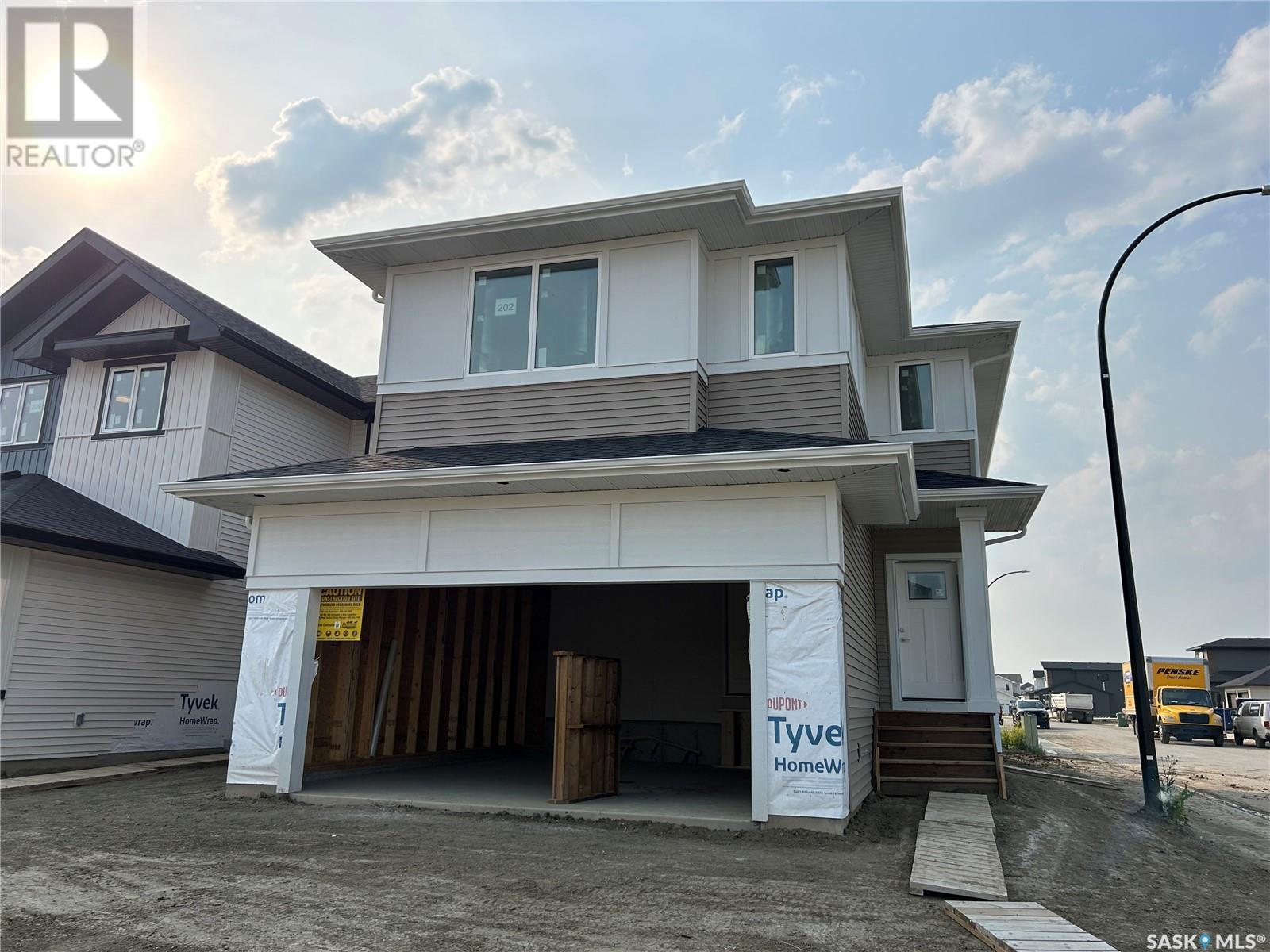 202 Katz Ct, Saskatoon, SK S7H 4R1