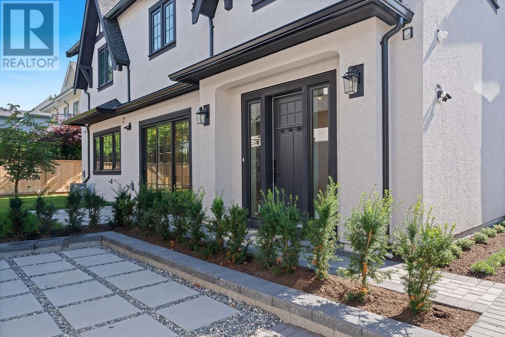 6853 Cypress St, Vancouver, BC V0V 0V0