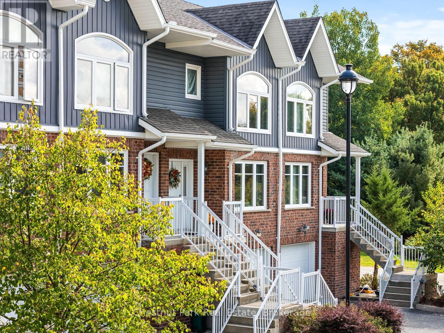 24 37 Silver St, Huntsville, ON P1H 1M2