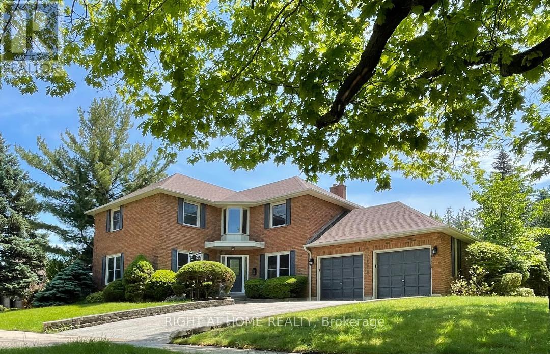 3668 Belvedere Cres, Mississauga, ON L5L 3B4
