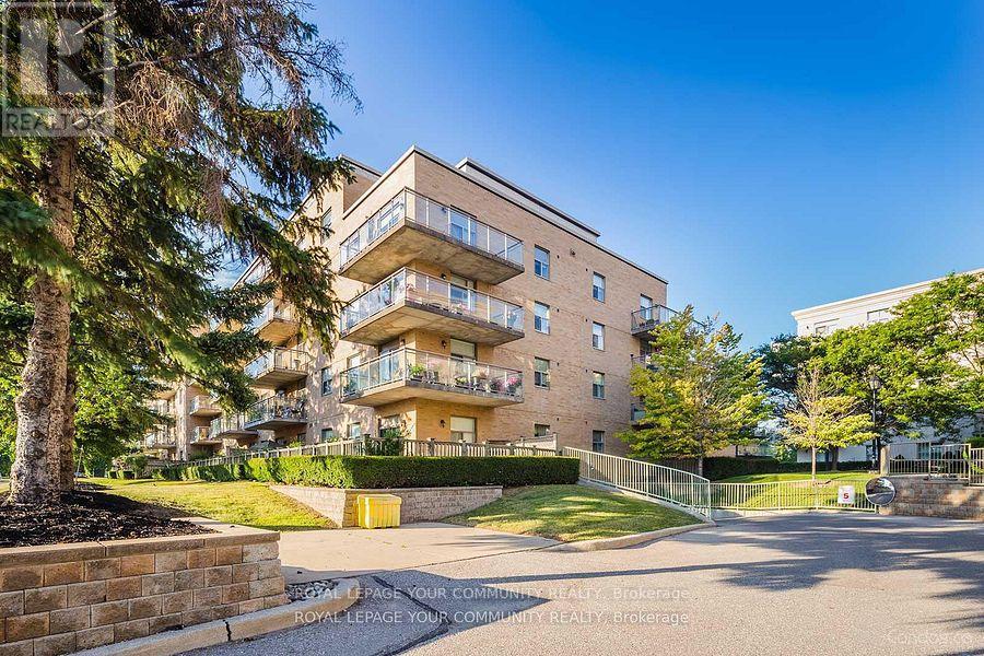 109 2502 Rutherford Rd, Vaughan, ON L4K 5N6