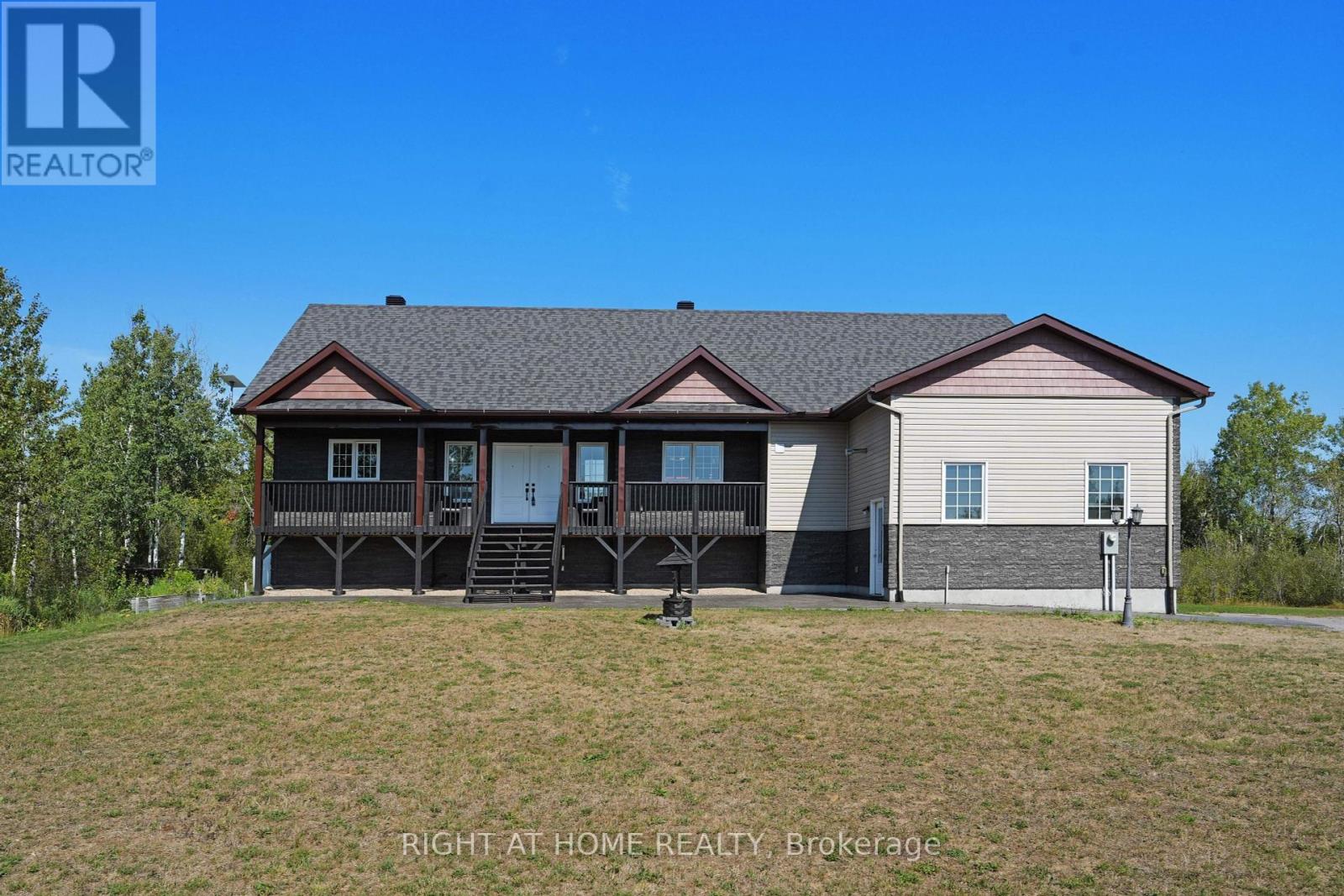 8833 Copeland Rd, Ottawa, ON K0A 1B0