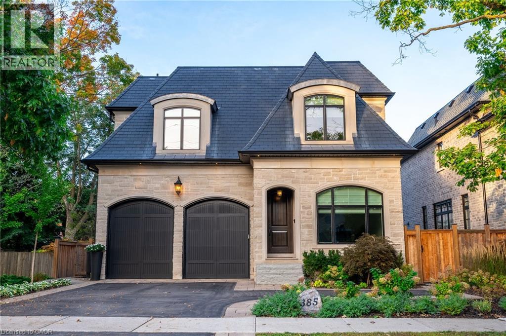 385 Pine Cove Rd, Burlington, ON L7N 1W4