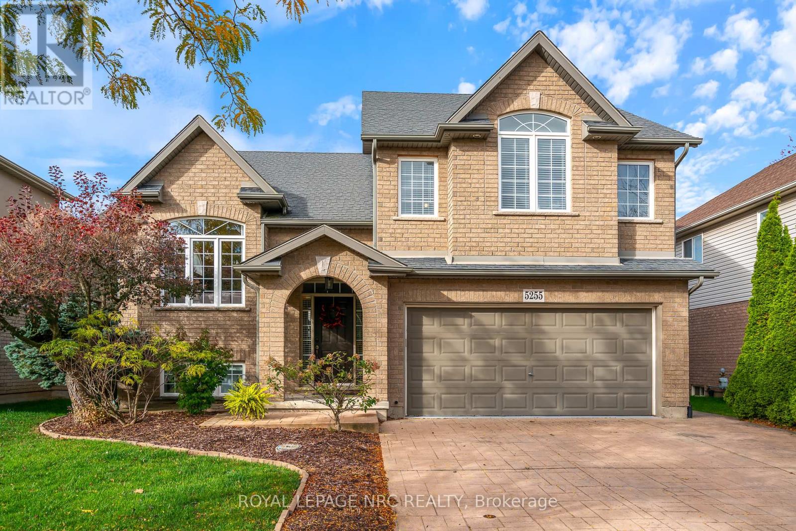 5255 White Dove Pkwy, Niagara Falls, ON L2H 3M5