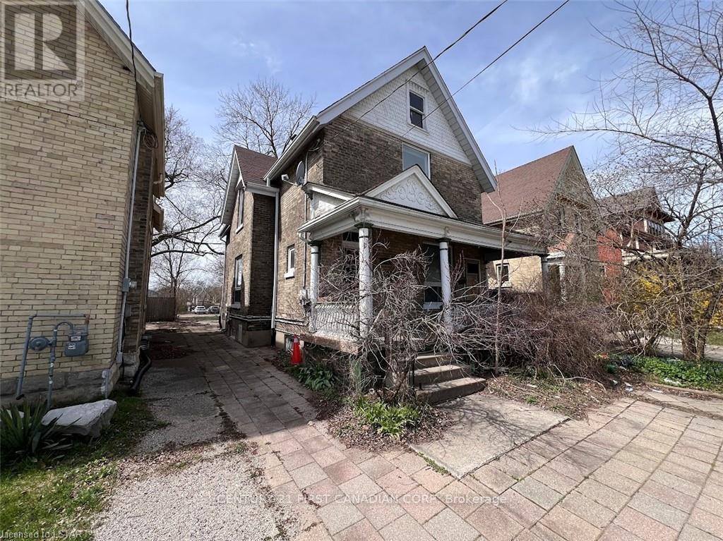 763 Colborne St, London, ON N6A 3Z8