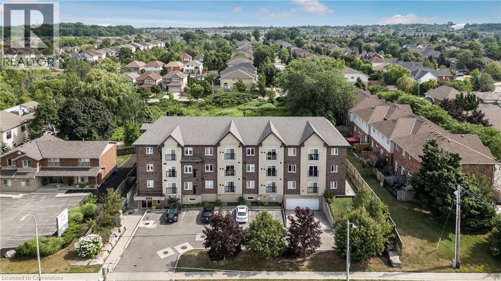 886 Golf Links Road Unit 108, Hamilton, ON L9K 1J8