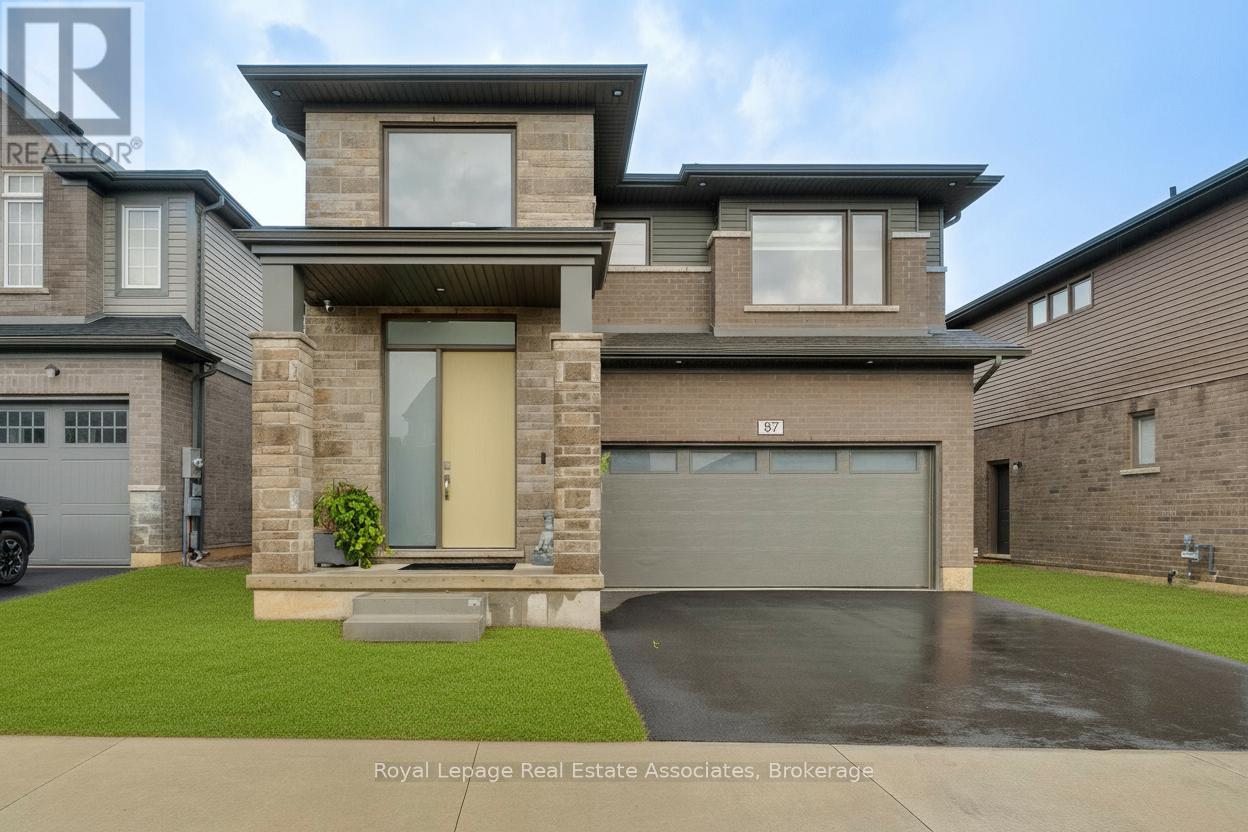 87 Acacia Rd, Pelham, ON L3B 5N5