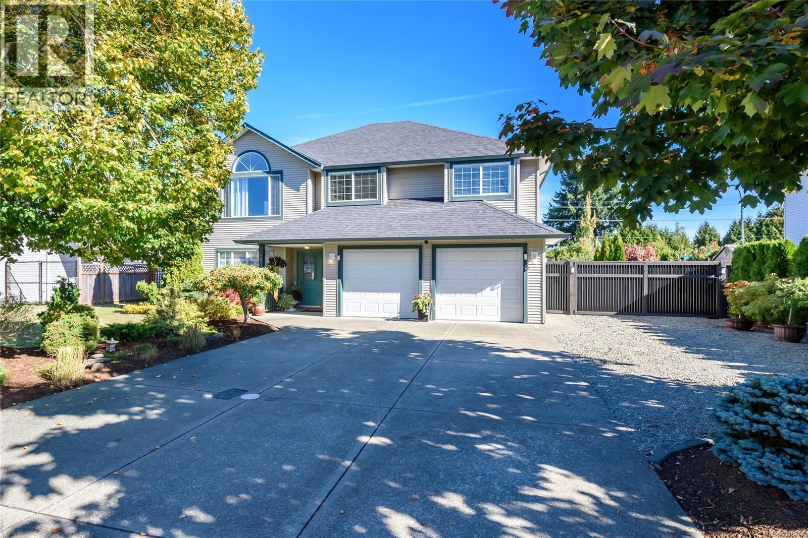 890 Waddington Cres, Courtenay, BC V9N 9H7