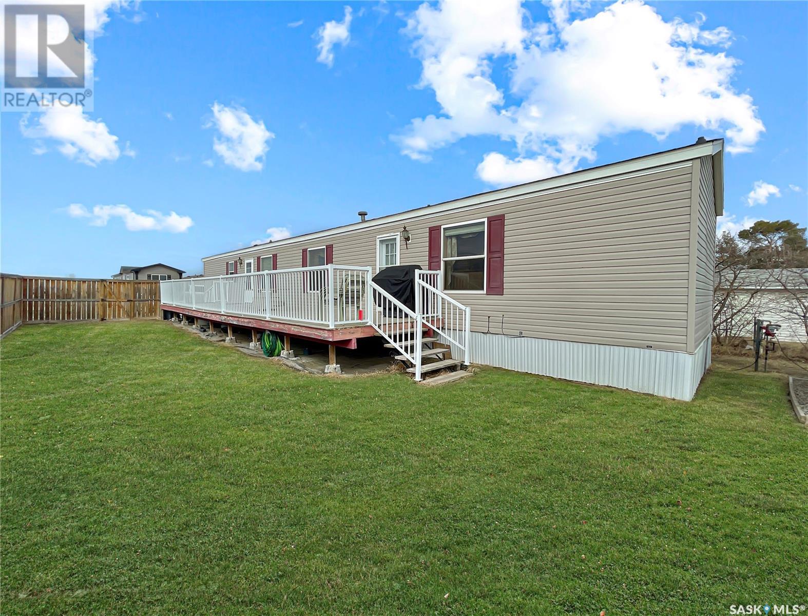 128 Prairie Sun Ct, Swift Current, SK S9H 3X6